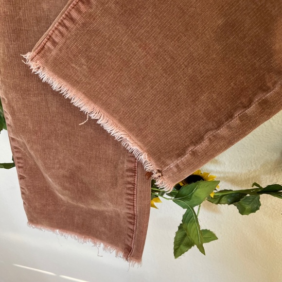 American Eagle Outfitters Brick Cropped Jeans - Picture 4 of 10